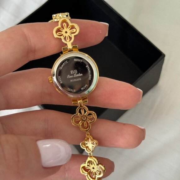 SKU0454 small gold mini watch with a strap made of flowers with zirconium stones main image 5